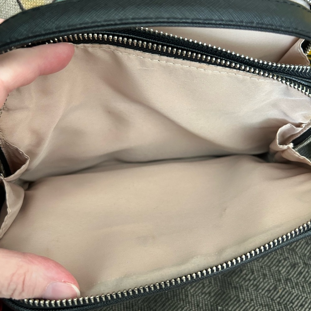 Set of 2 Small Crossbody Bags - Picture 4 of 14